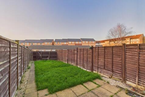 CAM01909G0-PR0430-STILL022