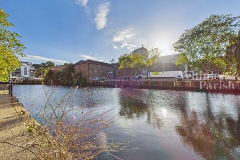 CAM04332G0-PR0515...