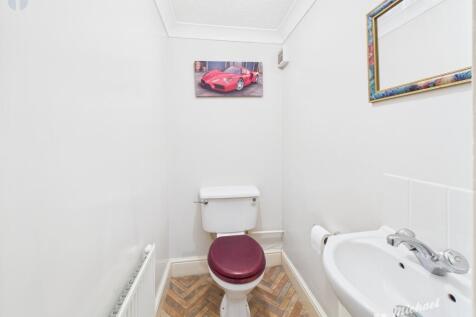 CAM03218G0-PR0723-STILL013