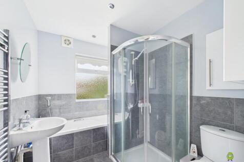 CAM02615G0-PR0123-STILL021