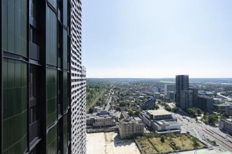Experience urban living with breathtaking views from this contemporary high-rise.