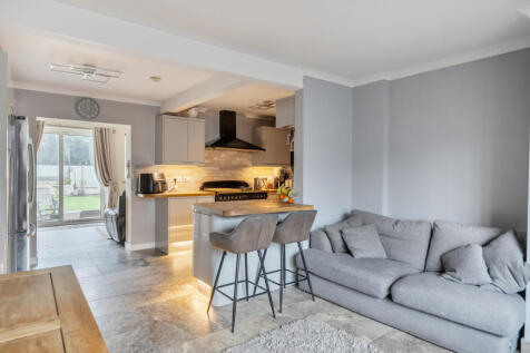 Family/Dining Room