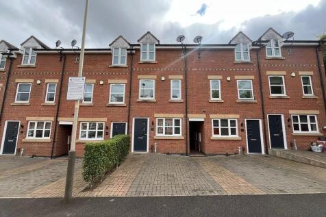 WhatsApp Image 20...