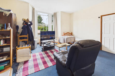 Flat 1