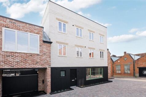 Plot 3