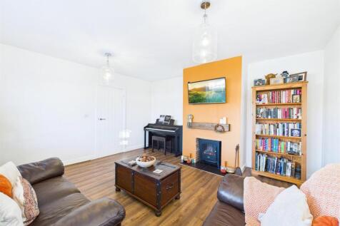 Living Room.jpg