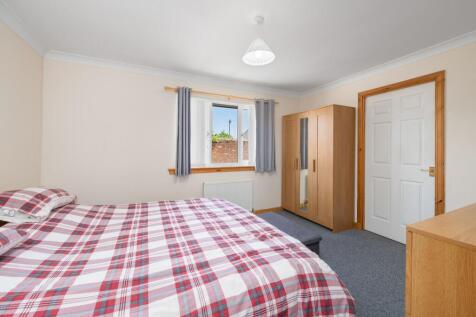 Downstairs Bedroom with En Suite