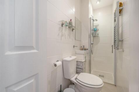 En-Suite 2