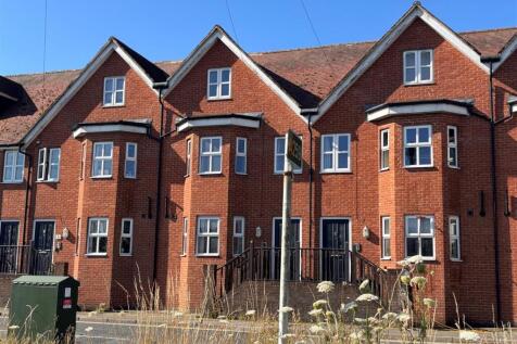 4 Quayside Court - front.jpg