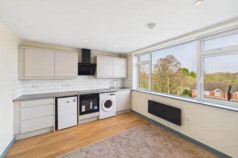 Living Room/Kitchen