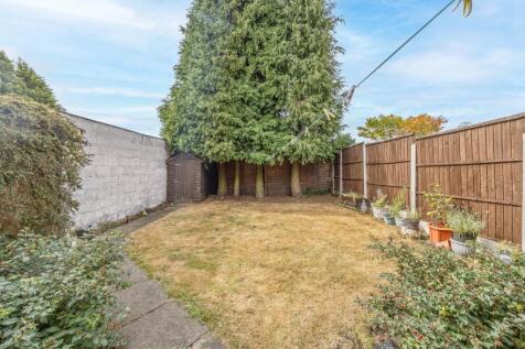 9 Stokes Avenue-15