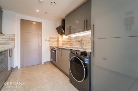 27 bed, 24 bath Block of Apartments in Manchester - Photo 48