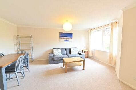 Home Sweet Home is proud to present this spacious 2 bedroom, Second floor flat situated on New Orchardfield, just off the popular Leith Walk - Furnished - White Goods Included – Electric Heating- Coun