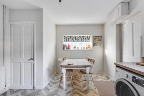 Kitchen Diner_3.jpeg