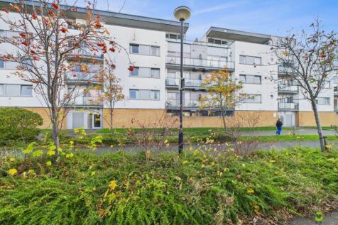 CAM03779G0-PR0311-STILL014