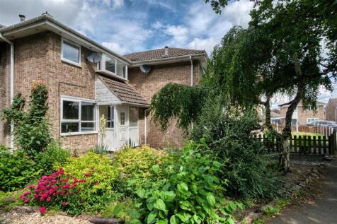 Front of the home and flower beds.jpg