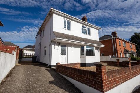 6 Bedroom House in BH9 1RA