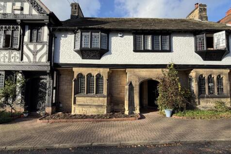 2 Bedroom House in CH63 1JF