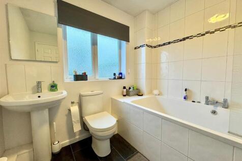 WhatsApp Image 2025-12-23 at 10.19.24 (8).jpeg