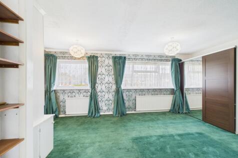 CAM02023G0-PR0175-STILL034