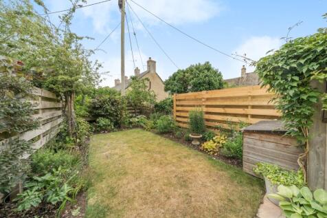 1320039-3-686905d5b4fc7-ARW