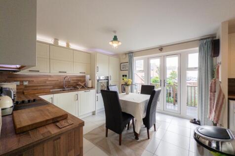 20250922120406 - 2025-09-22_12-04-06 - 5 Marine Pa