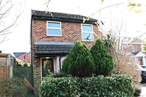 7 Thamesgate Close - Front exterior