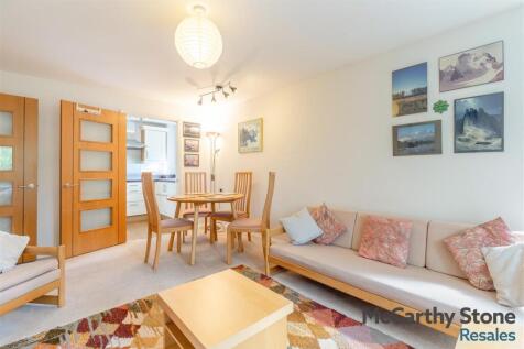 8691352-interior18.jpg