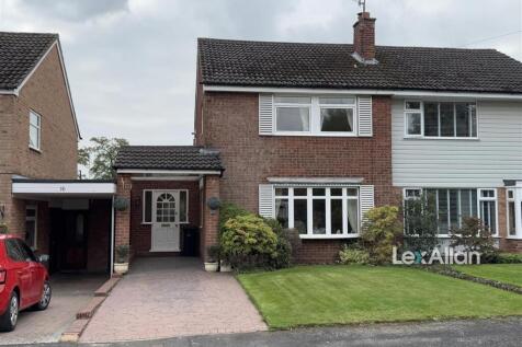 Robins Close Oldswinford 2.jpg