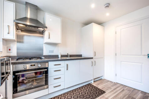 10 Griffin Way - Pro