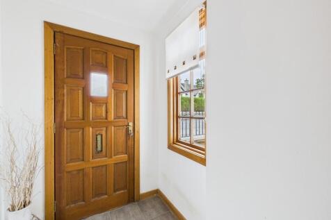 CAM05526G0-PR0043...