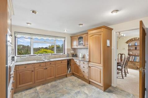 11 Holland Rise, Kings Sutton-8.jpg