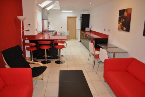70 bed, 0 bath Terraced in Birmingham - Photo 2