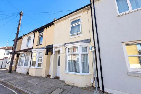 3 Bedroom Terraced in PO4 9HS