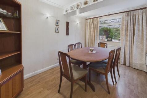 CAM04273G0-PR0231...