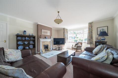 33 Millfields Avenue, Rugby