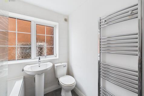 4 bed, 1 bath Semi-Detached in Birmingham - Photo 15