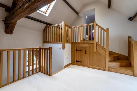 5 bed, 4 bath Semi-Detached in Sheffield - Photo 32