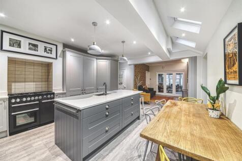 Living Kitchen/Dining/Family Room