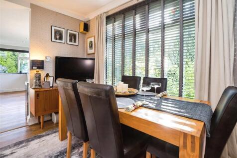 Kitchen/ Family Room