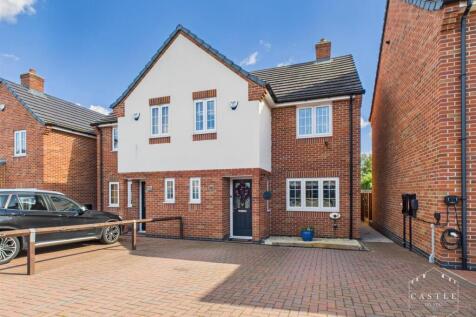 CAM02833G0-PR0611-STILL020.jpg