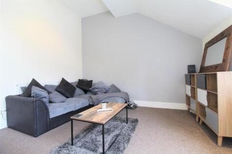 2 Living Room 2.JPG