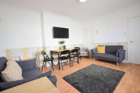 5 Bedroom Terraced in LN1 3HQ