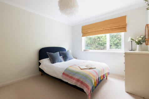 6797b998691fe_Hughenden-19