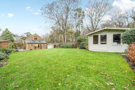 Garden and summer house