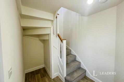 Entrance/Storage