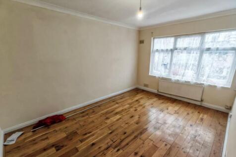 2-bedroom Flat for rent in Hornchurch