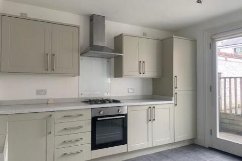 Kitchen 3.jpg