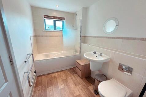 WhatsApp Image 2024-05-02 at 13.56.51.jpeg