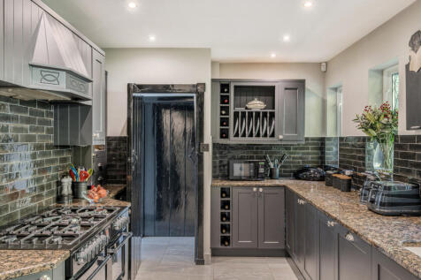 1350960-35-68dd57...